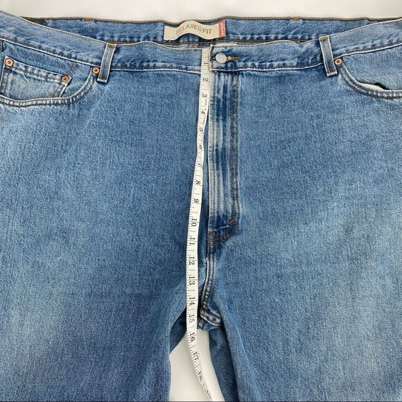 Levi's 550 Relaxed Fit light wash classic jeans size 50 x 30 - Picture 5 of 12